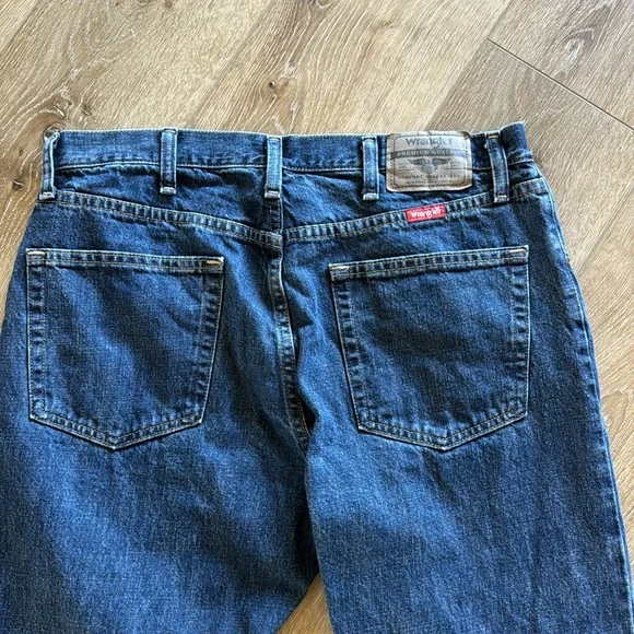 Men's Wrangler Straight Fit Blue Denim Jeans